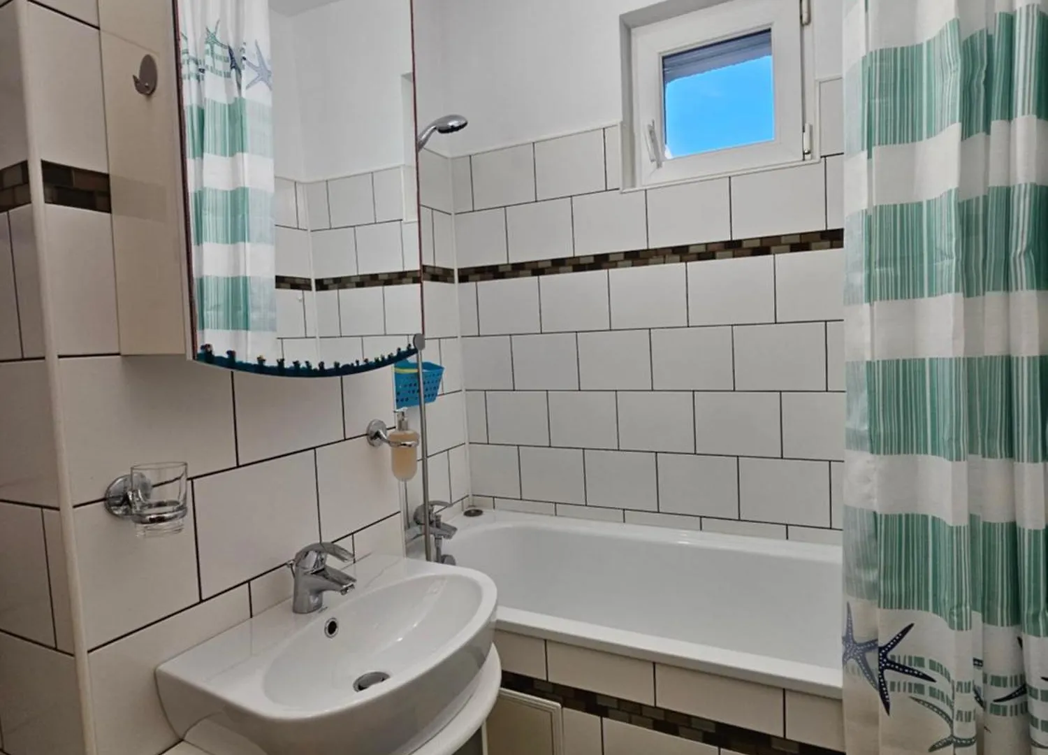 Cosy Apartment Close To City Center With Parking Lot Bucureşti