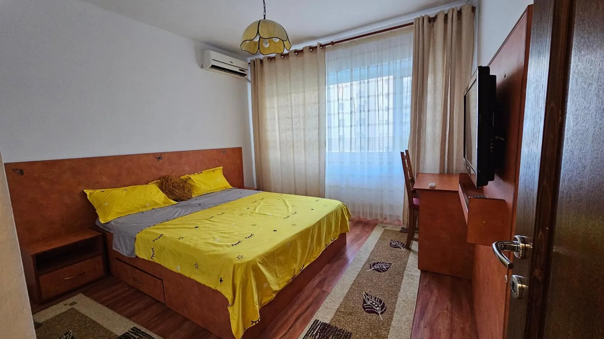 Cosy Apartment Close To City Center With Parking Lot Bucharest 0*,  Romania